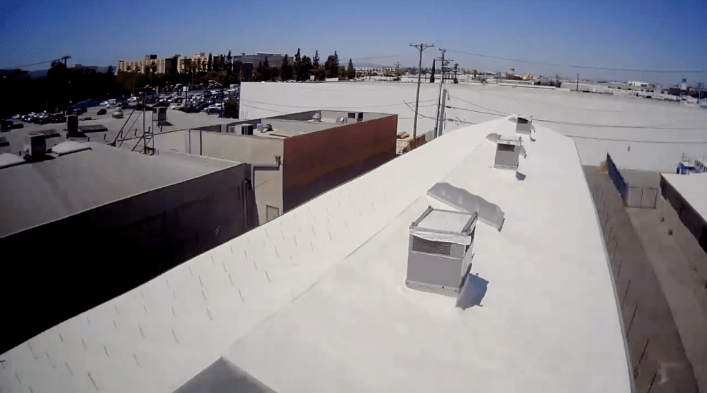 Experience the epitome of comfort with our state-of-the-art roofing material, ensuring complete insulation and keeping the Flex Metal Space remarkably cool.